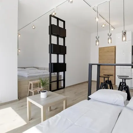 Ag Premiere - Modern With Balcony Near Center *